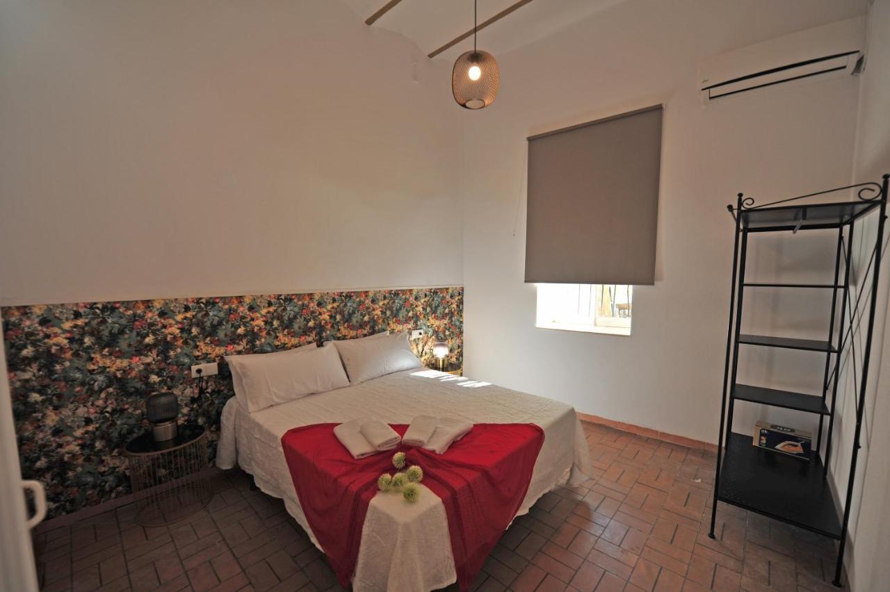 Apartamentos Casa Rosaleda Jerez de la Frontera Exterior photo